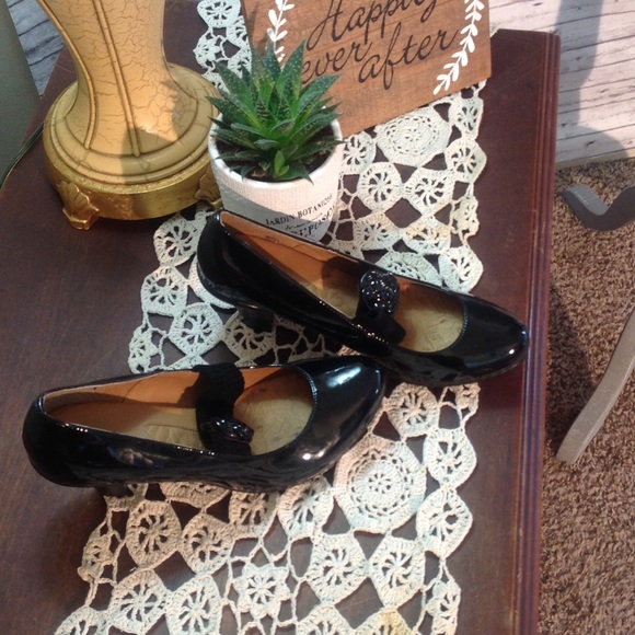 Sofft Shoes - Size 9 Sofft - Euro Soft heels.